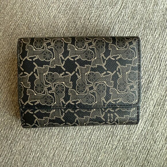 CELINE Wallet - Picture 2 of 15